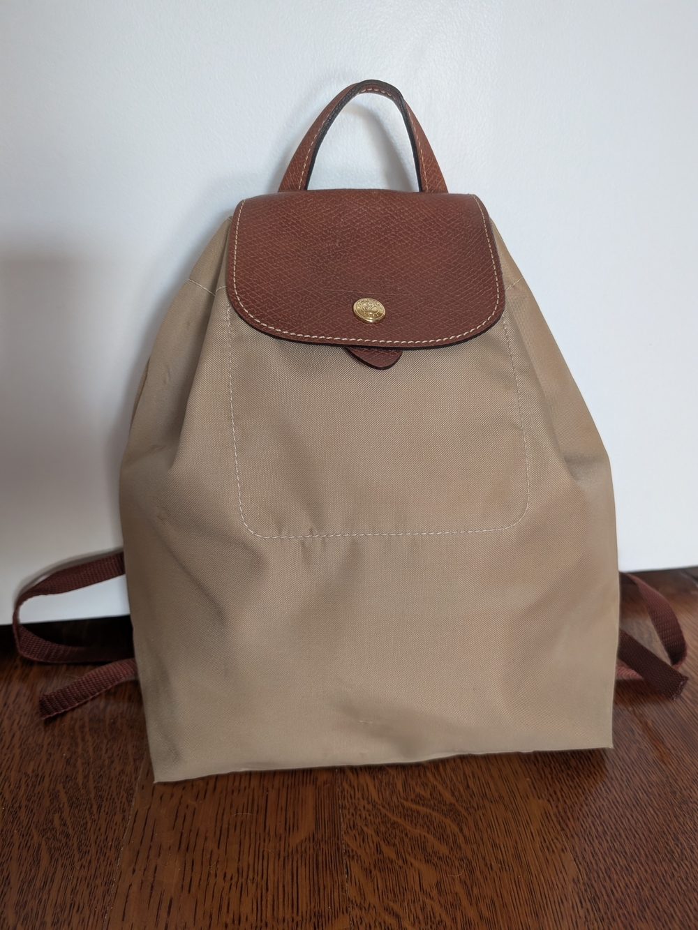 Longchamp Le Pliage Backpack in Beige and Brown Leather w Drawstring